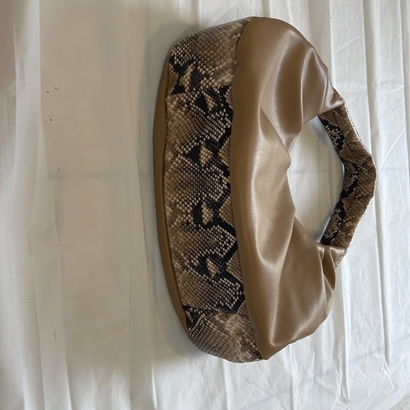 INC International Concepts women’s tan and faux snakeskin - Picture 4 of 8